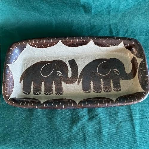 未使用 沖縄やちむん 【工房:ei-bow】 北川 稔:作 丸皿・角小皿 未使用 沖縄やちむん 【工房:ei-bow】 北川 稔:作 丸皿・角小皿